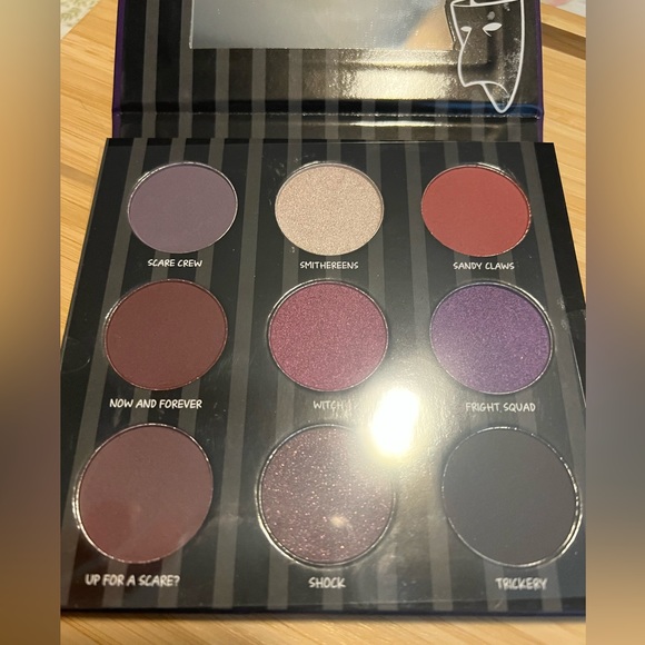The Nightmare Before Christmas: Lock, Shock and Barrel eyeshadow palettes. New! - Picture 6 of 8